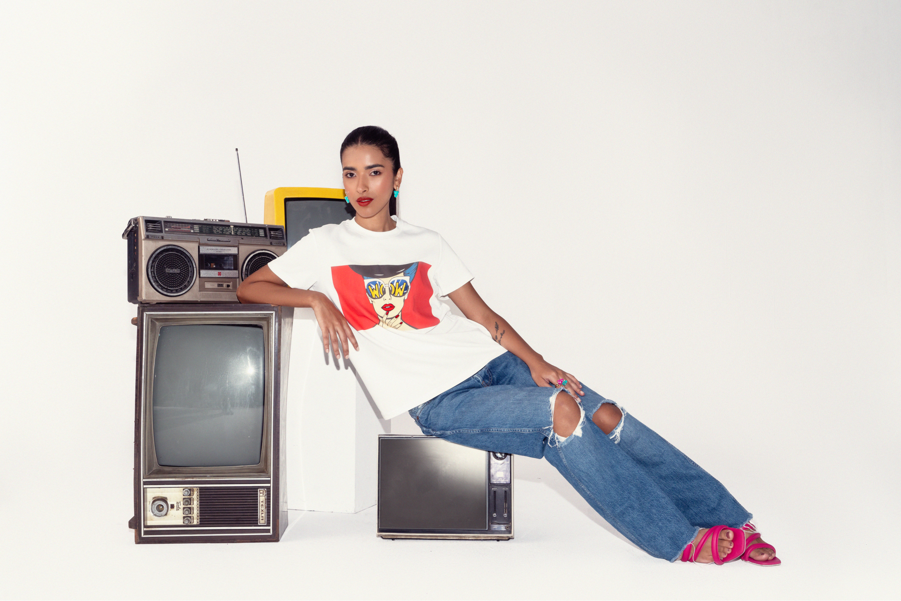 Pop Art 411 Unisex T-Shirt